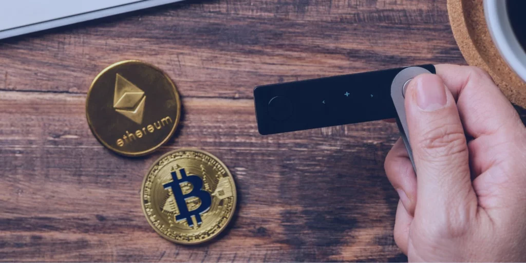 hardware wallet to store cryptocurrency